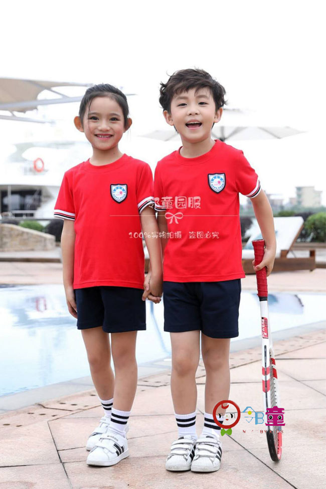 幼兒園園服要怎么選購(gòu)