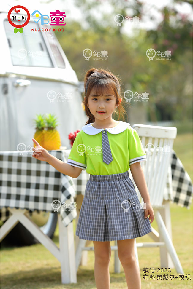 夏季最新款綠色禮服，更顯活力